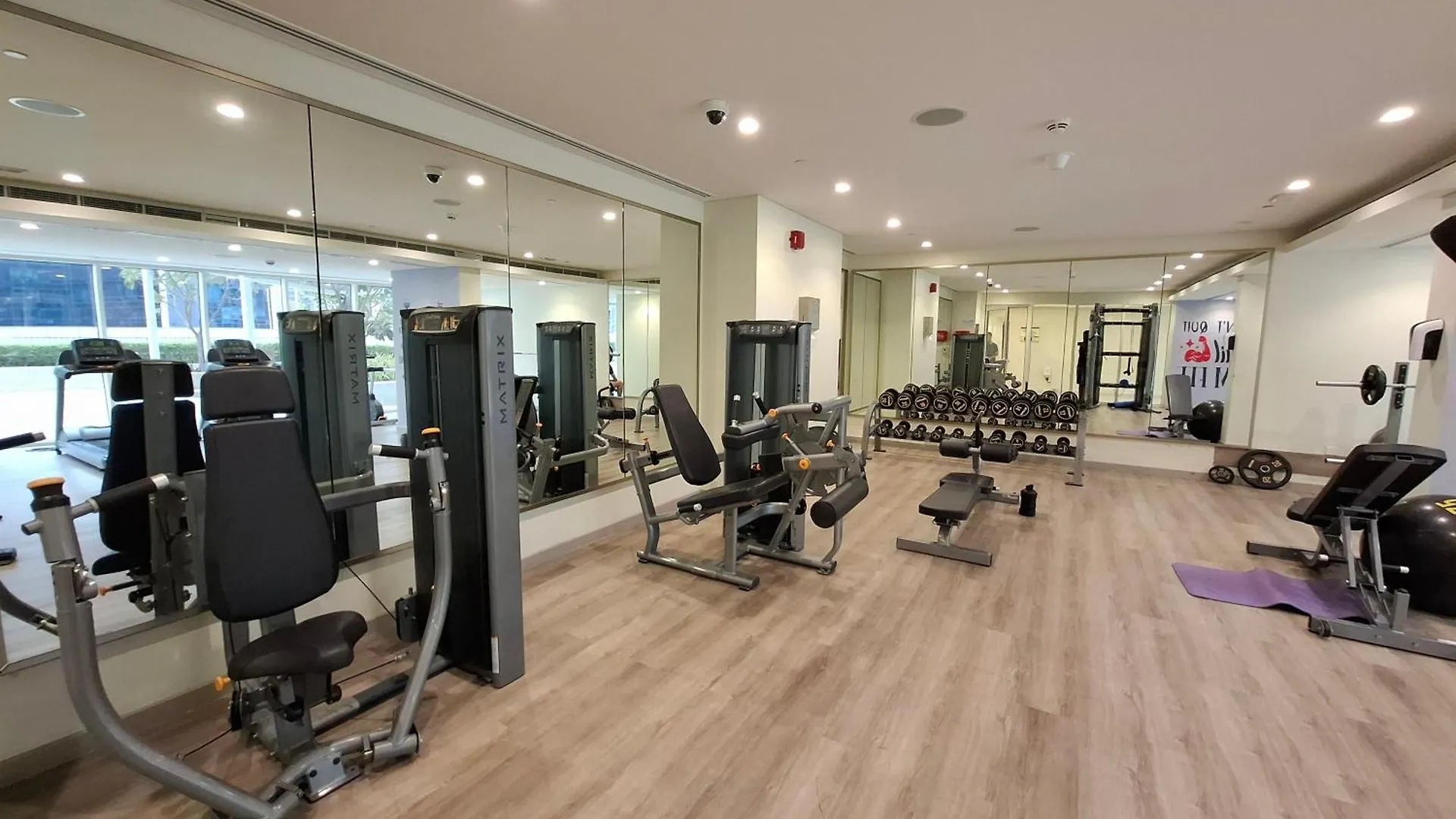 Burj View - Chic 2Br - 5Min Dubai Mall Canal 0*,  United Arab Emirates