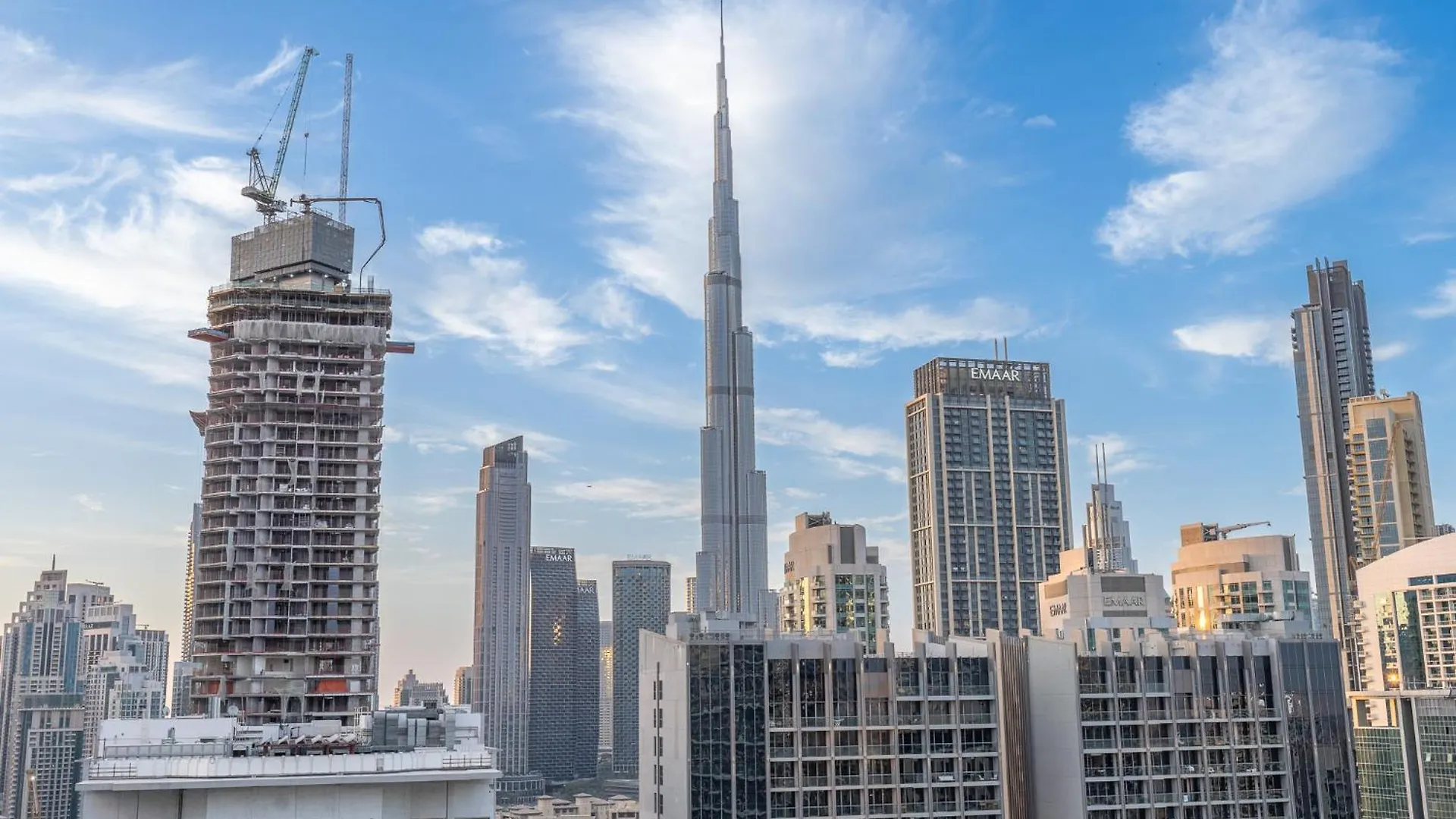 Burj View - Chic 2Br - 5Min Dubai Mall Canal United Arab Emirates