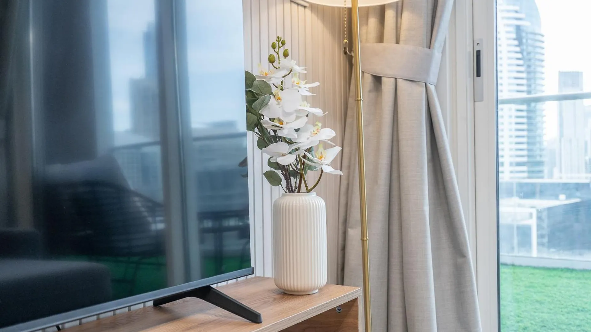 Apartamento Burj View - Chic 2Br - 5Min Dubai Mall Canal